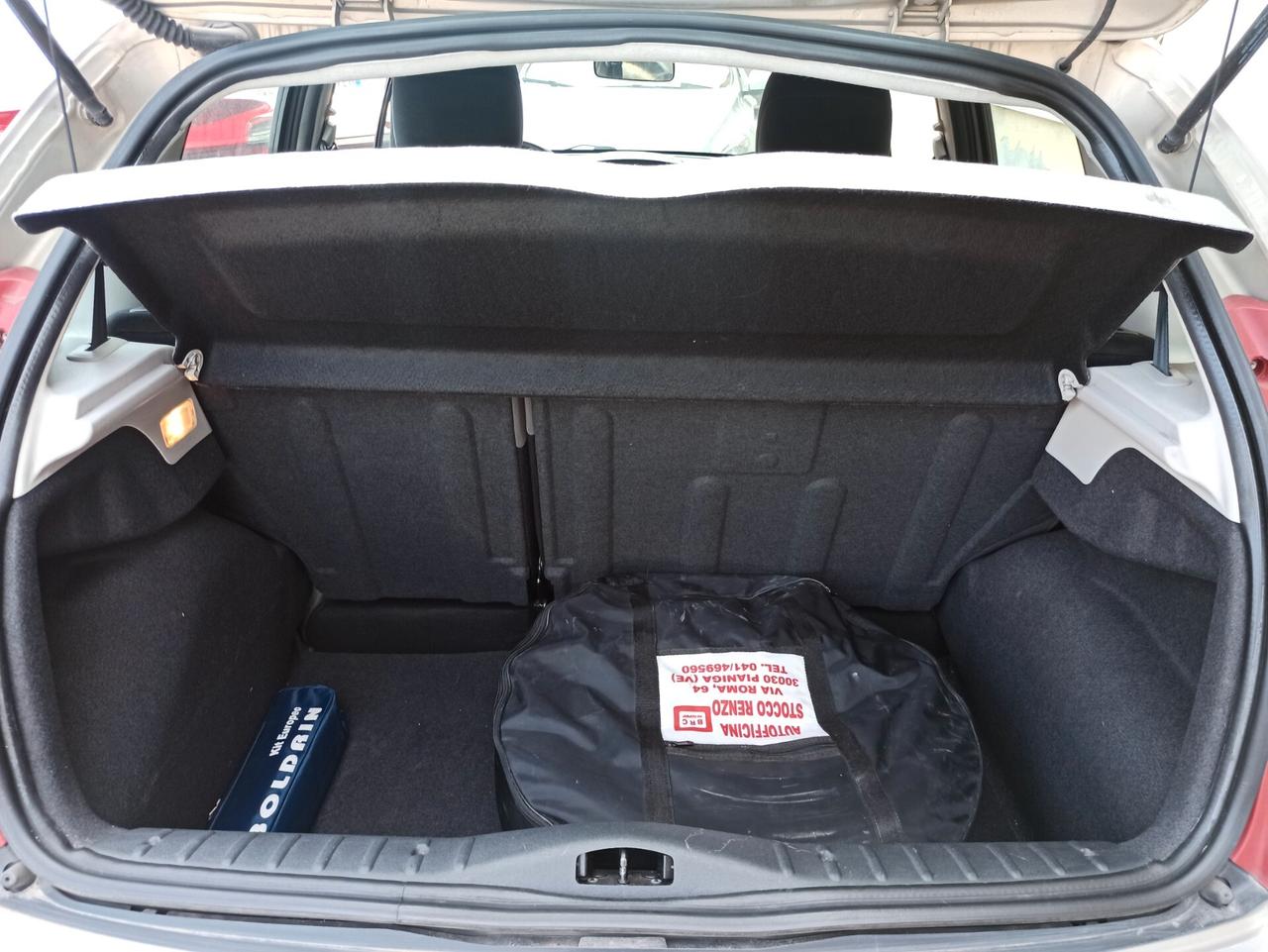 Citroen C3 1.4 Perfect Techno Bi Energy G