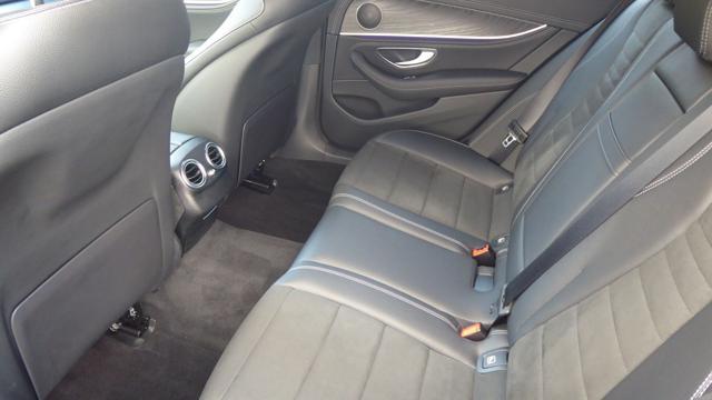 MERCEDES-BENZ E 220 d S.W. 4Matic Auto Premium AMG