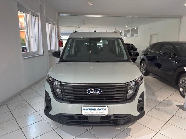 Ford Tourneo Courier 1.0 EcoBoost Titanium