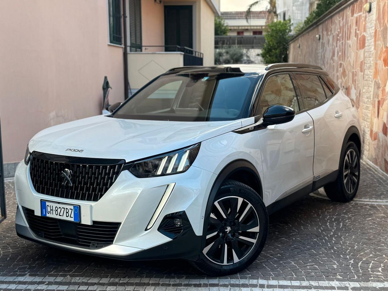 Peugeot 2008 BlueHDi 130 S&S EAT8 GT Pack