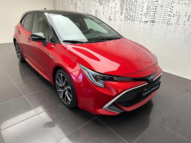 TOYOTA Corolla 2.0 Hybrid Lounge