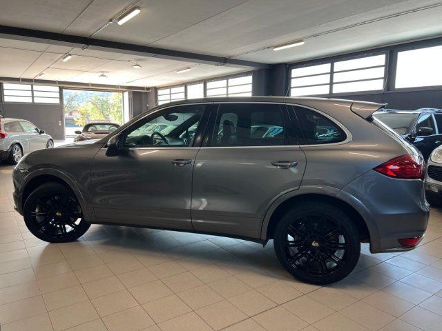 PORSCHE Cayenne 3.0 V6 tdi 245CV PACCHETTO GTS ORIGINALE !