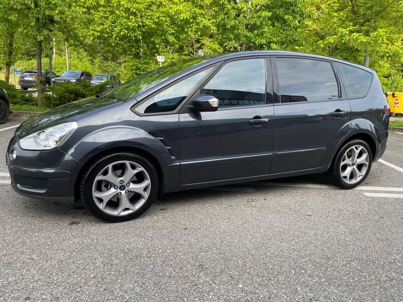 Ford S-Max 2.0 TDCi 140CV 6tr. Titanium DPF* 7 Posti *