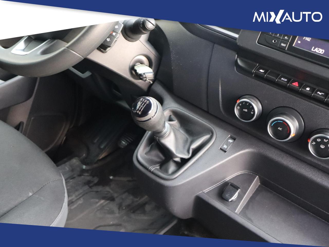 RENAULT Master T28 2.3 dci 135cv L1H1 Ice