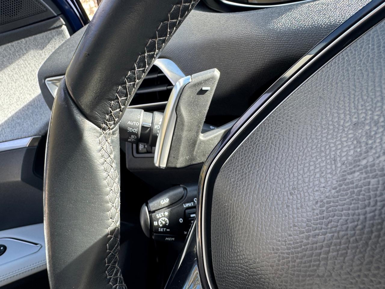 Peugeot 3008 BlueHDi 130 S&S EAT8 Allure