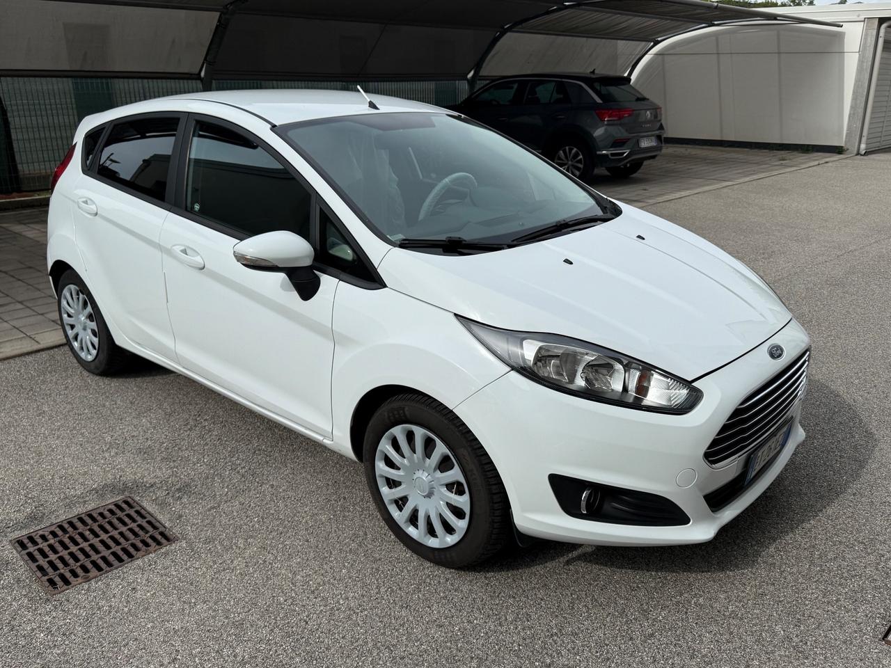 Ford Fiesta 1.5 TDCi 75CV 5 porte Titanium