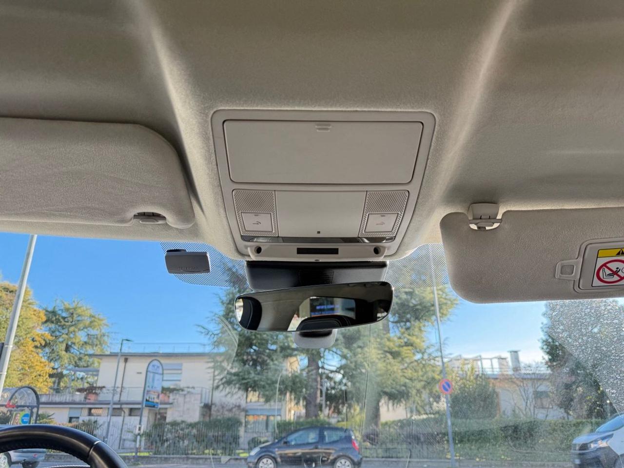 Jaguar F-Pace 180 cv #8582