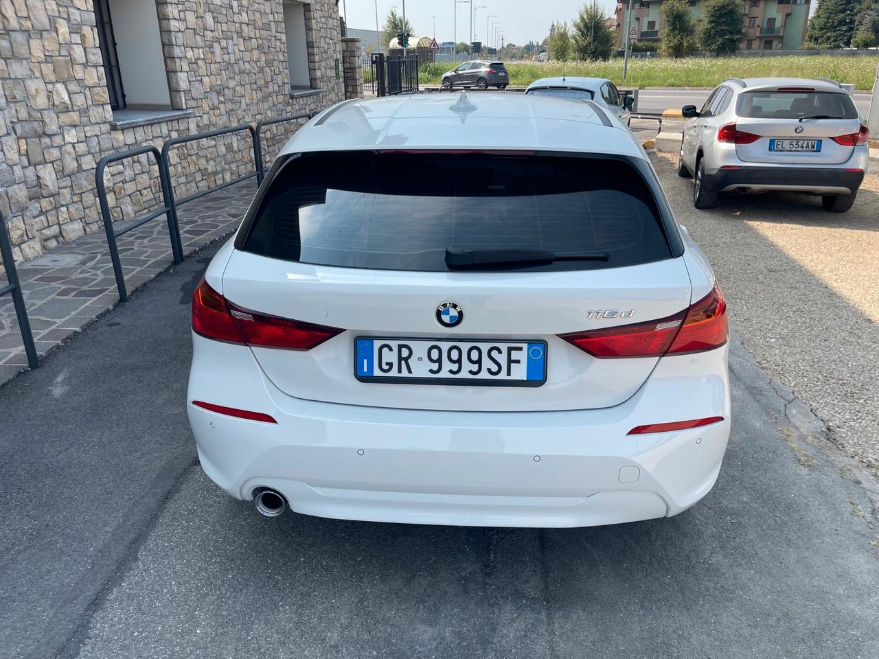 Bmw 116d Business Advantage Automatica OK Neopatentato