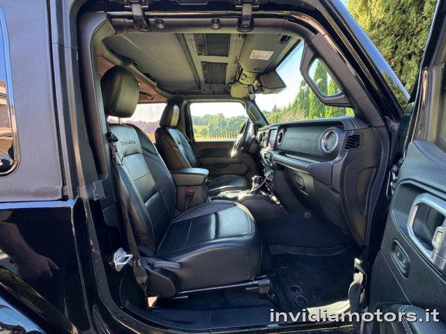 JEEP Wrangler Sahara Soft-Hard Top