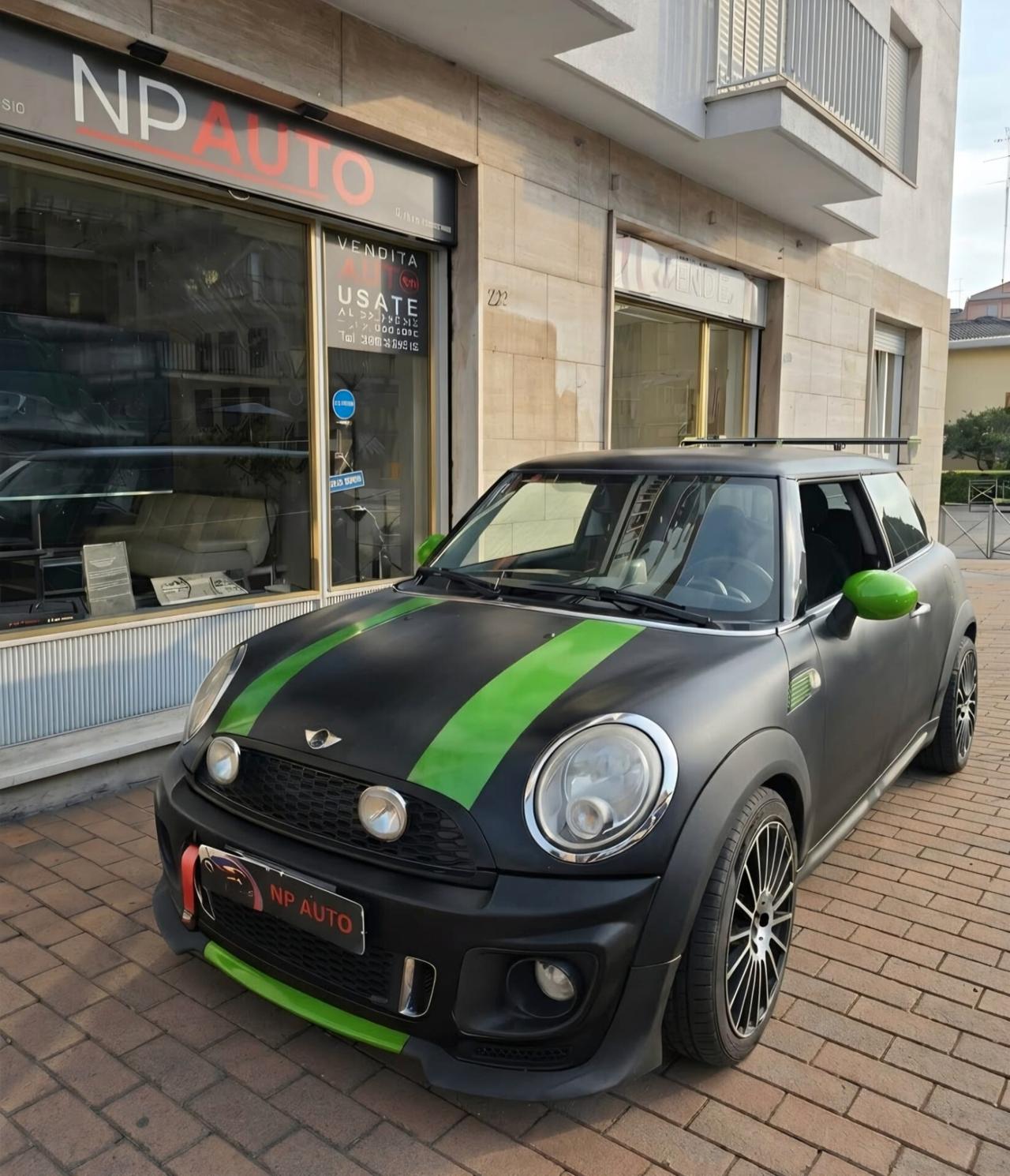 Mini cooper d NEOPATENTATI