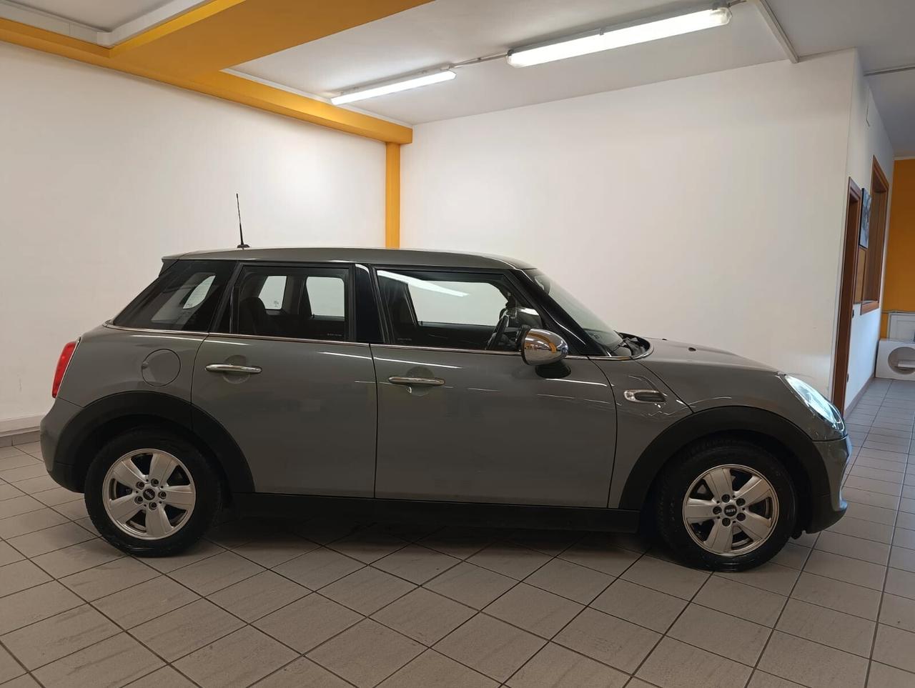 Mini One 5 porte 102cv