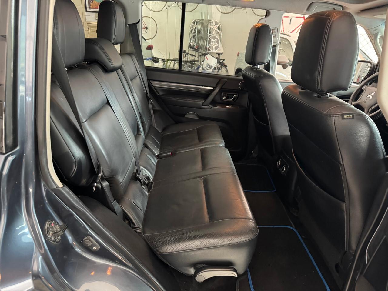 MITSUBISHI PAJERO 3.8cc V6 24V 250CV AUTOMATICO