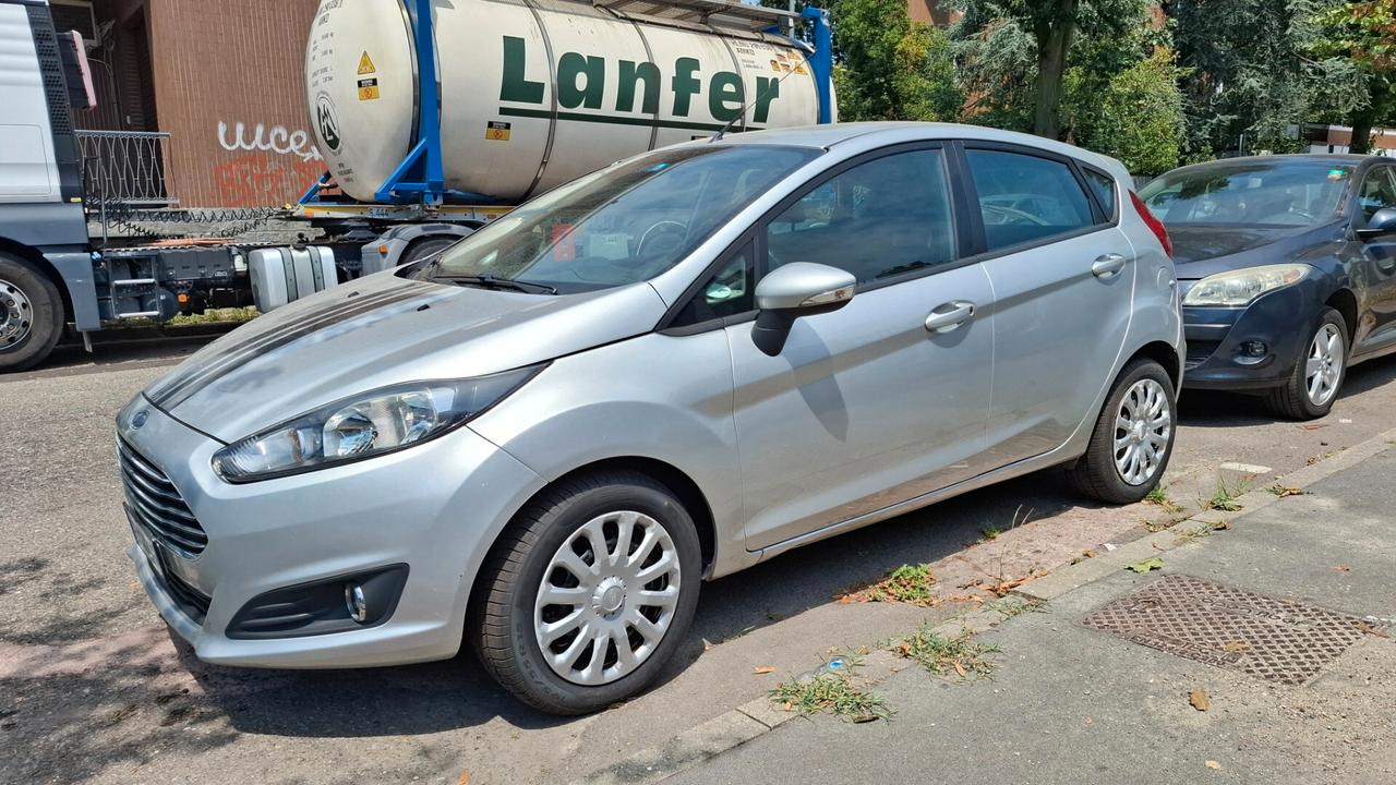 Ford Fiesta benzina gpl