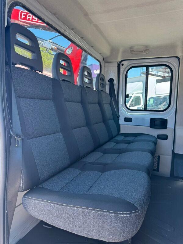 FIAT DUCATO MAXI 2.3 CASSONE 7 POSTI CON GRU