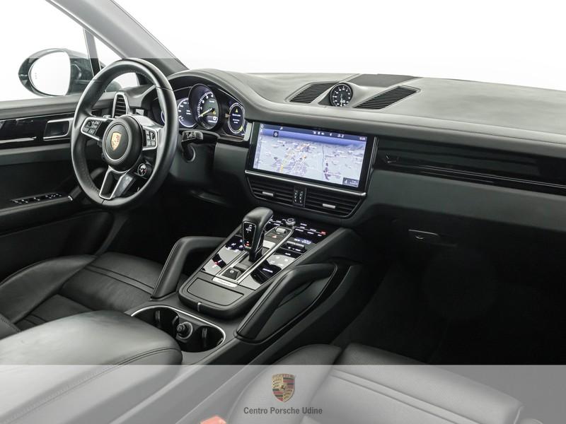 Porsche Cayenne 3.0 e-hybrid tiptronic