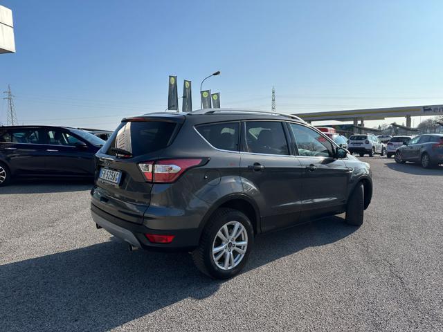 FORD Kuga 2.0 TDCI 150 CV S&S 2WD Titanium