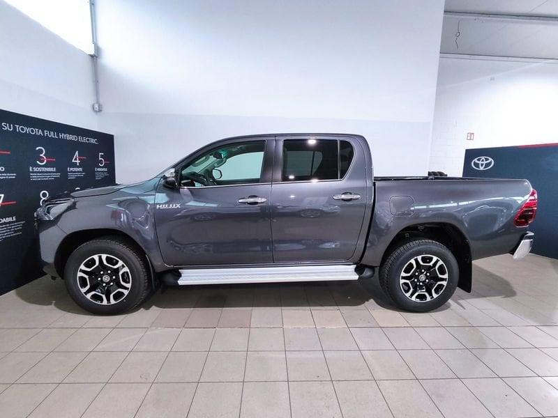 Toyota Hilux 2.4 D-4D A/T 4WD 4 porte Double Cab Executive