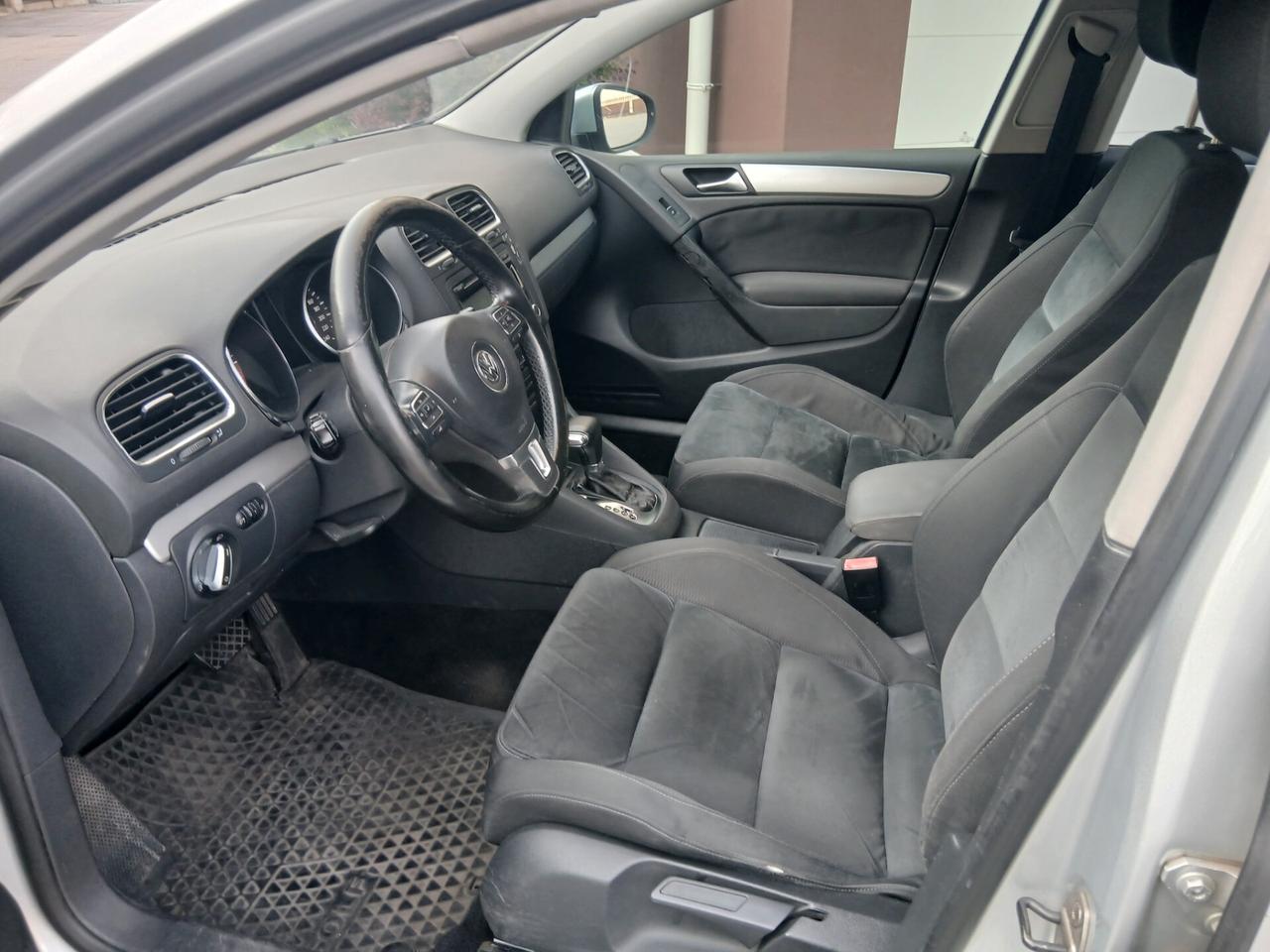 Volkswagen Golf 2.0 TDI 140CV DPF DSG 5p. Highline unico proprietario