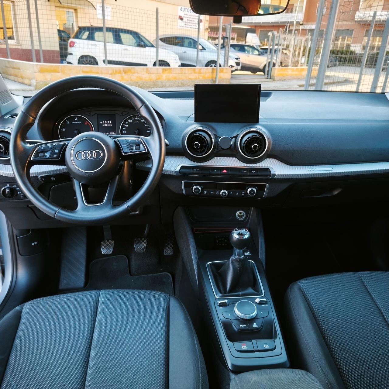Audi Q2 30 TDI Business E6d
