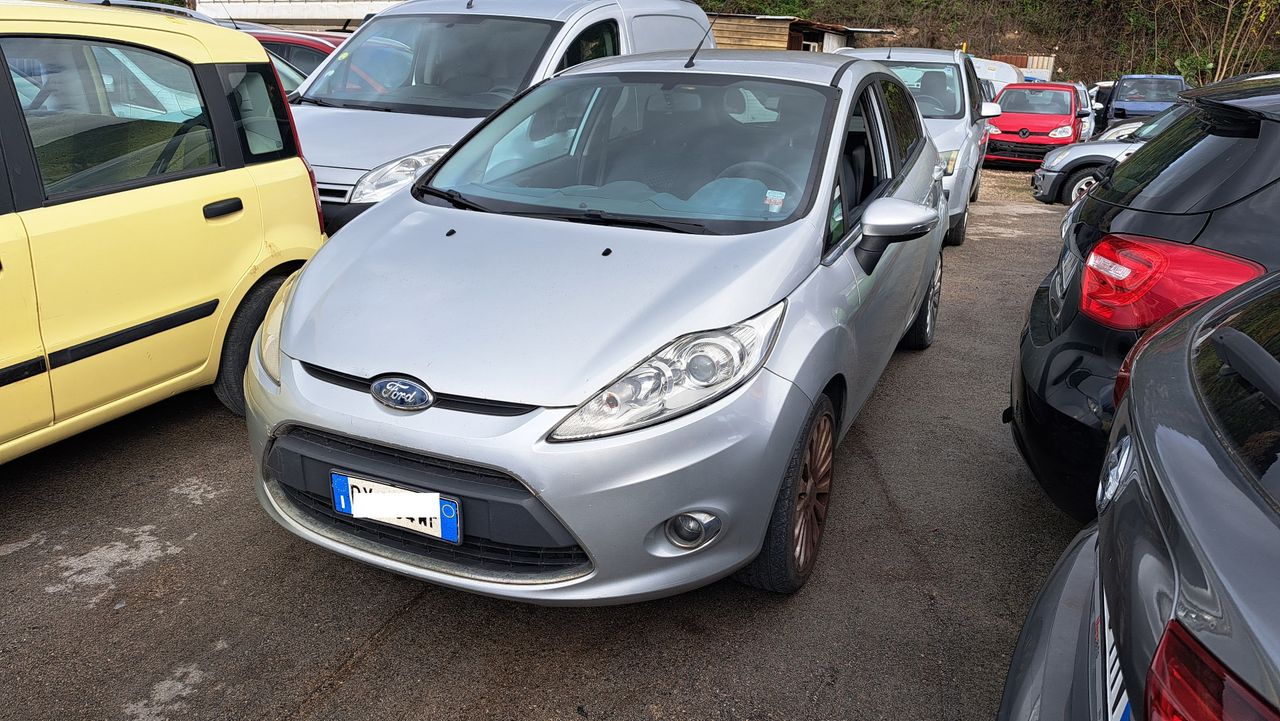 Ford Fiesta 1.4 5 porte Bz.- GPL Titanium