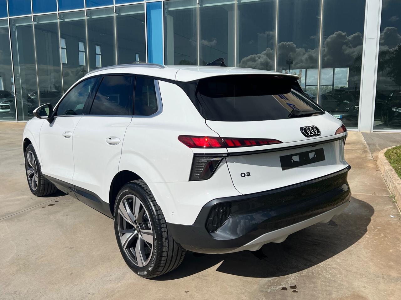 Audi Q3 TDI 150Cv S tronic Business Advanced SUPER PROMO VALIDA FINO AL 30 APRILE