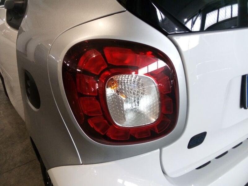 smart fortwo 004299 EQ Passion