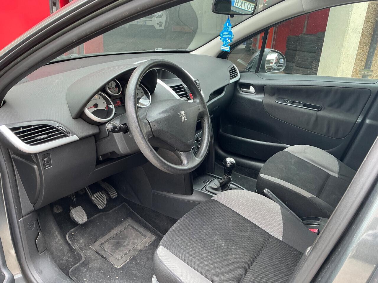 Peugeot 207 1.4 VTi 95CV SW ONE Line