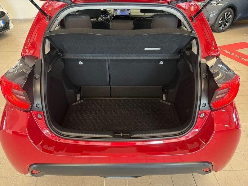 Toyota Yaris Hybrid Trend MY22