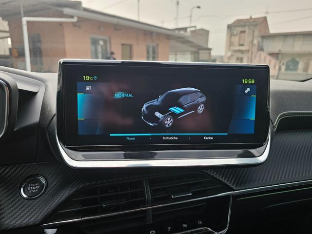 PEUGEOT 2008 motore elettrico 136 CV GT