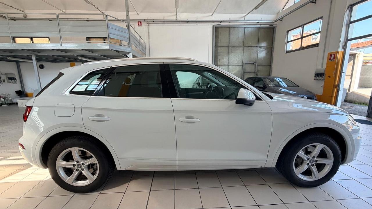 Audi Q5 2.0 TDI quattro S tronic Sport