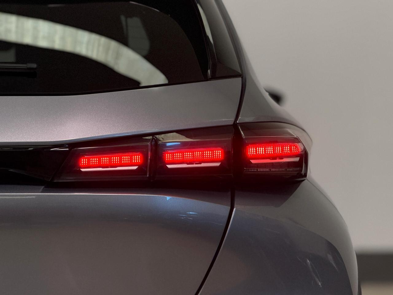 Peugeot 308 BlueHDi 130 S&S EAT8 Allure Pack