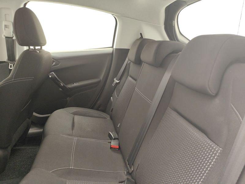 Peugeot 208 I 2015 1.2 puretech Allure 82cv 5p