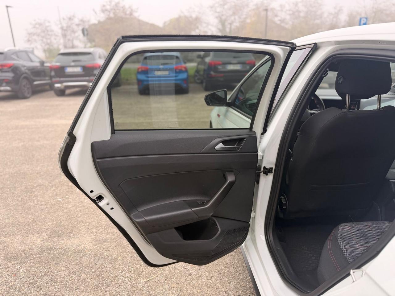 Volkswagen Polo GTI 2.0 TSI GTI #7914