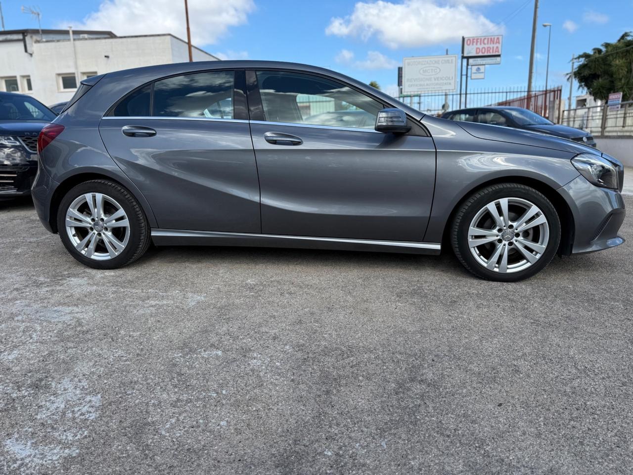 Mercedes-benz A 180 d Premium