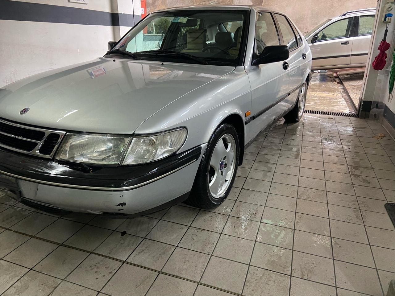 Saab 900 2.0i turbo 16V cat 5 porte SE