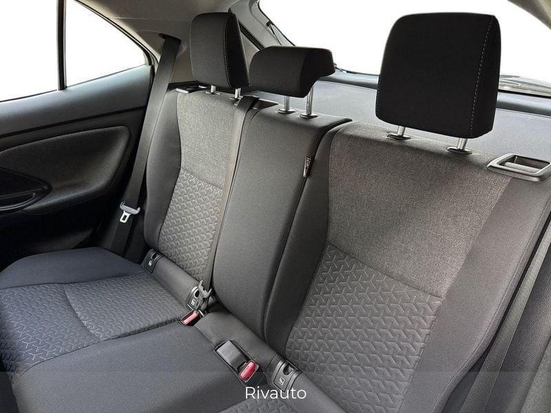Toyota Yaris Cross 1.5h Active fwd 116cv e-cvt