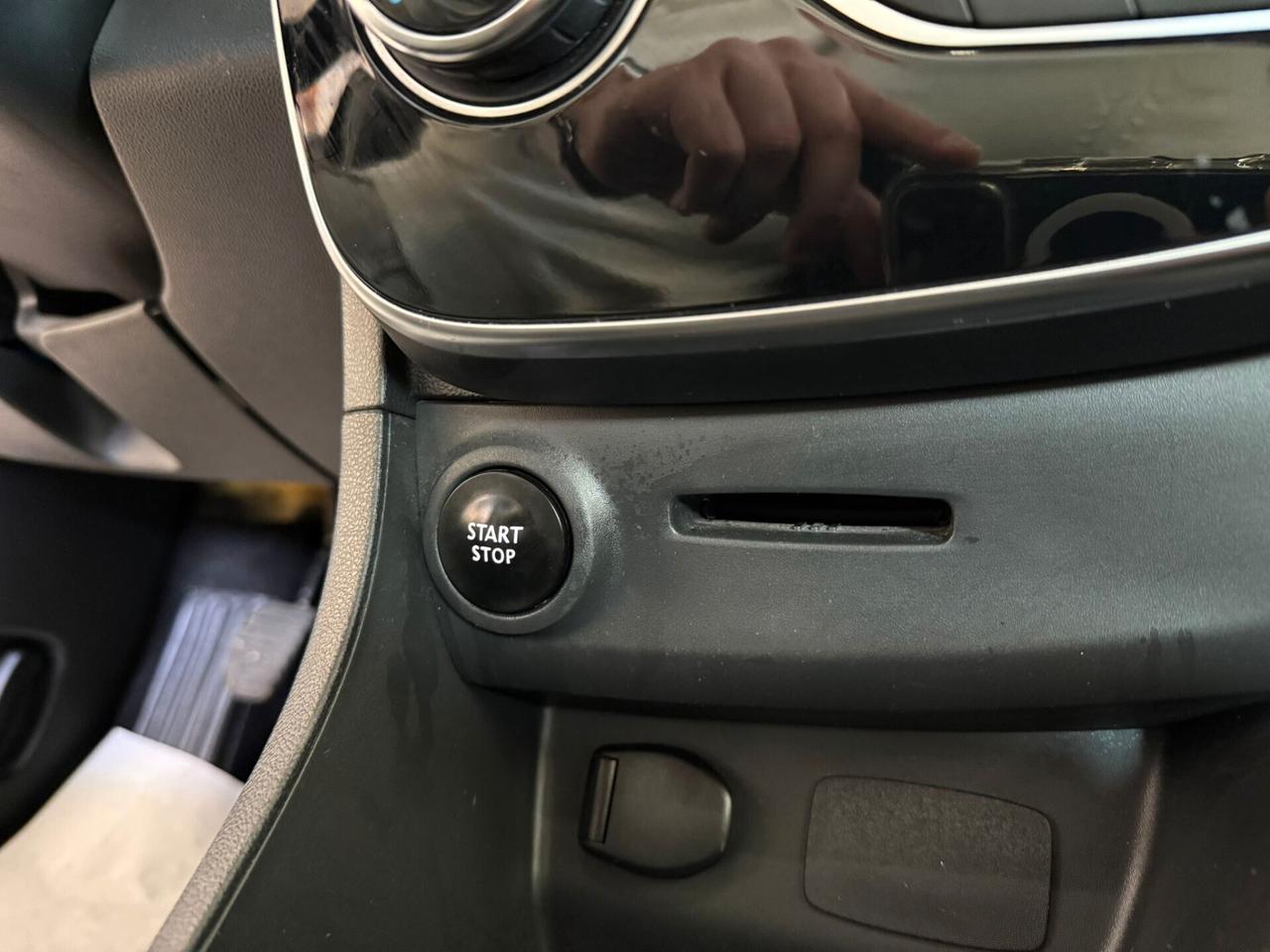 Renault Clio IV 2017 0.9 tce energy Intens 90cv