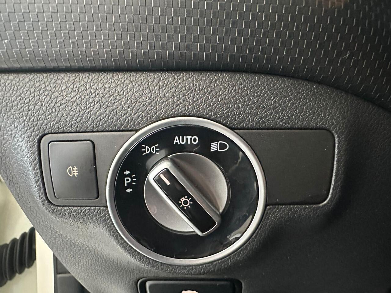 Mercedes-benz Classe A 180 CDI 109cv TETTO APRIBILE FULL LED