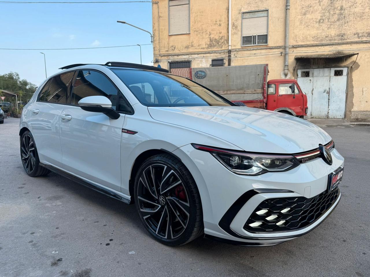 Volkswagen Golf 8 GTI 2.0 TSI DSG 2023
