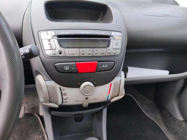 Peugeot 107 107 5p 1.0 12v Sweet Years