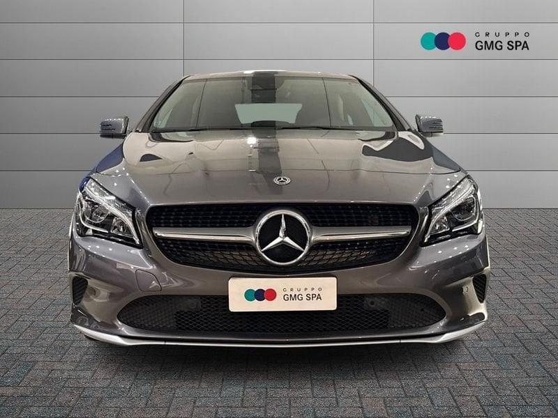 Mercedes-Benz CLA 200 Business FL