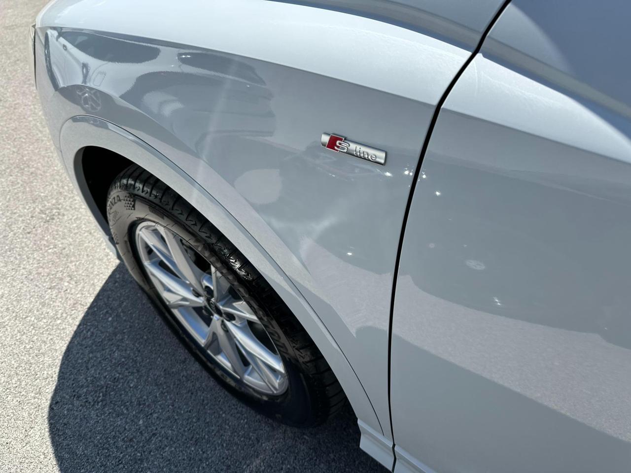 Audi Q3 35 2.0 tdi S line edition s-tronic