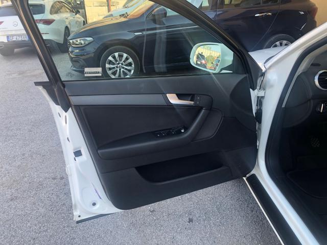 AUDI A3 SPB 1.6 TDI 105 CV CR Ambiente