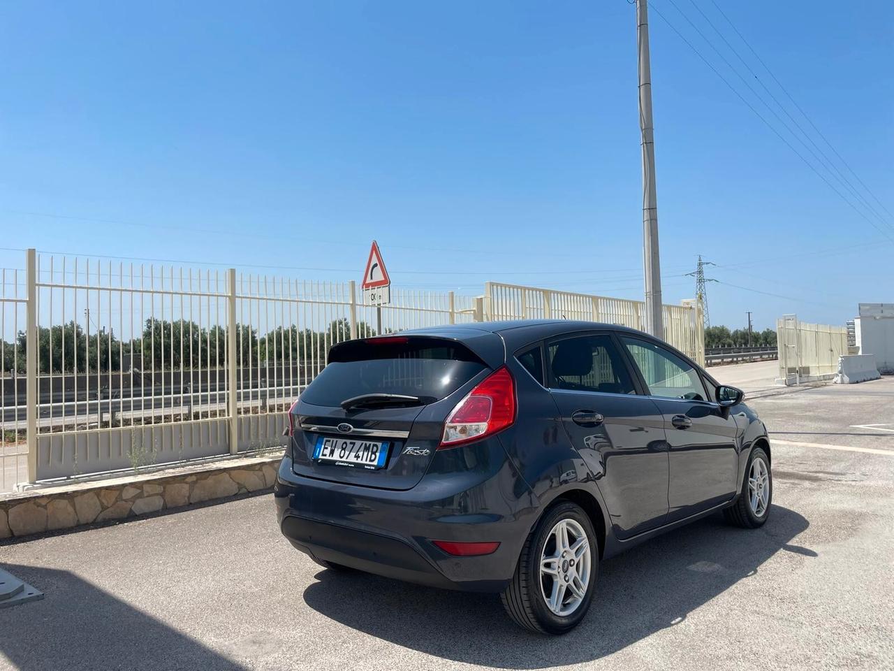 FORD FIESTA 5p 1.5 tdci Titanium 75cv
