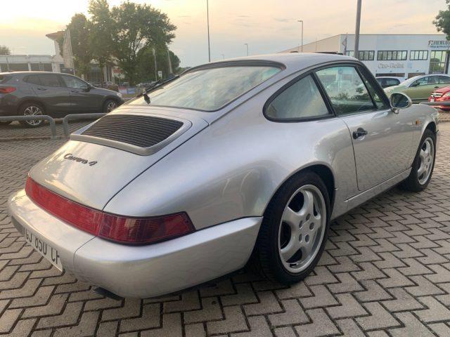 PORSCHE 964 Carrera 4 Coupé