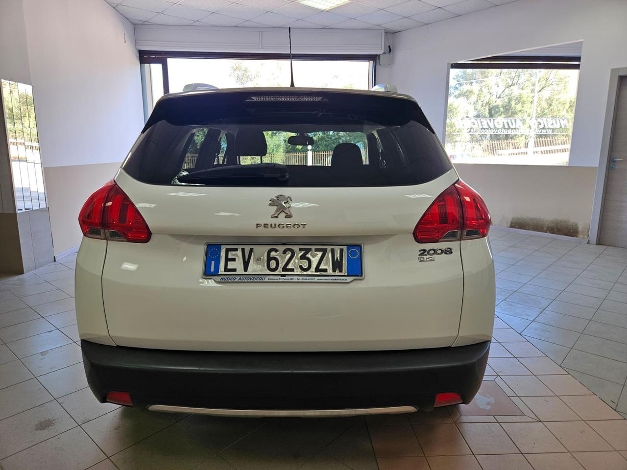 Peugeot 2008 1.6 e-HDi 115 CV Stop&Start Allure