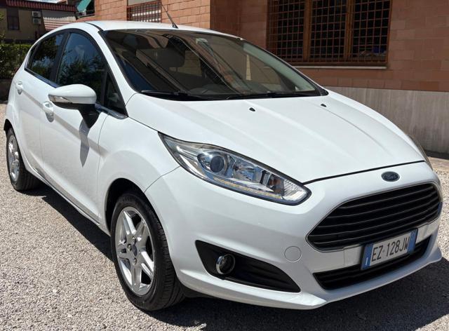 FORD Fiesta 1.6 TDCi 95CV 5 porte Titanium