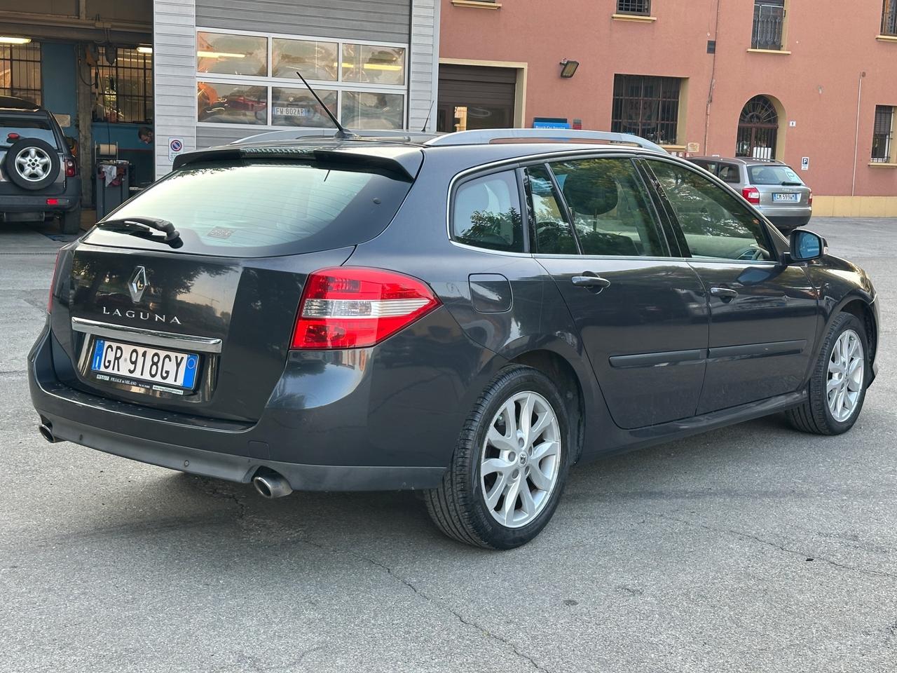 Renault Laguna 2.0 dCi SporTour soli 130mila km