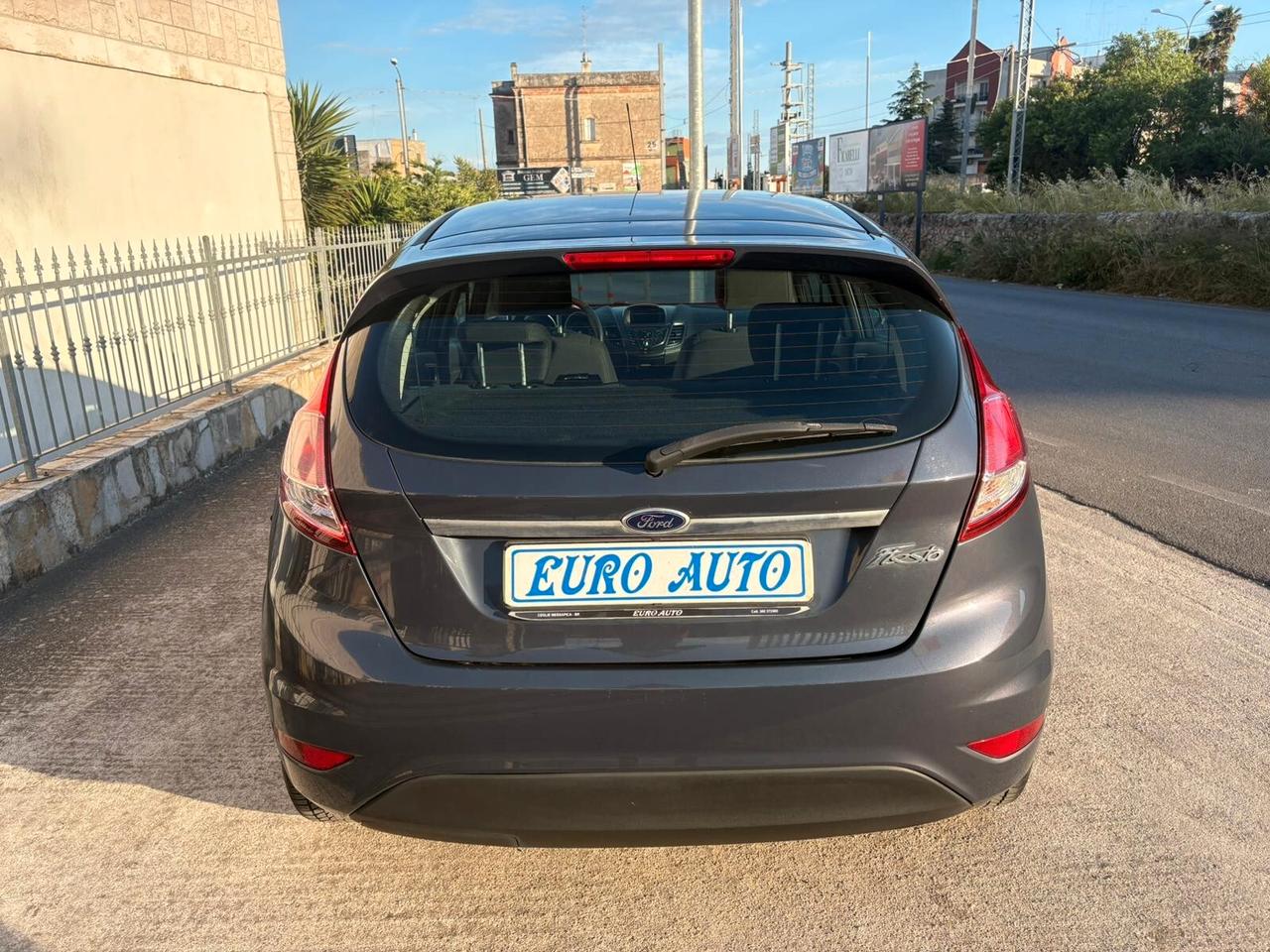 Ford Fiesta 1.5 TDCi 75CV 5 porte Titanium
