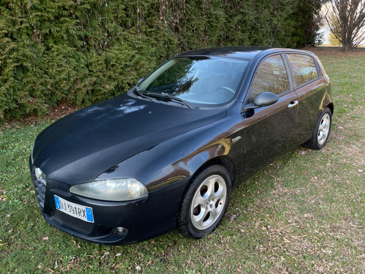 Alfa Romeo 147 1.6 16V TS (105) 5 porte Black Line